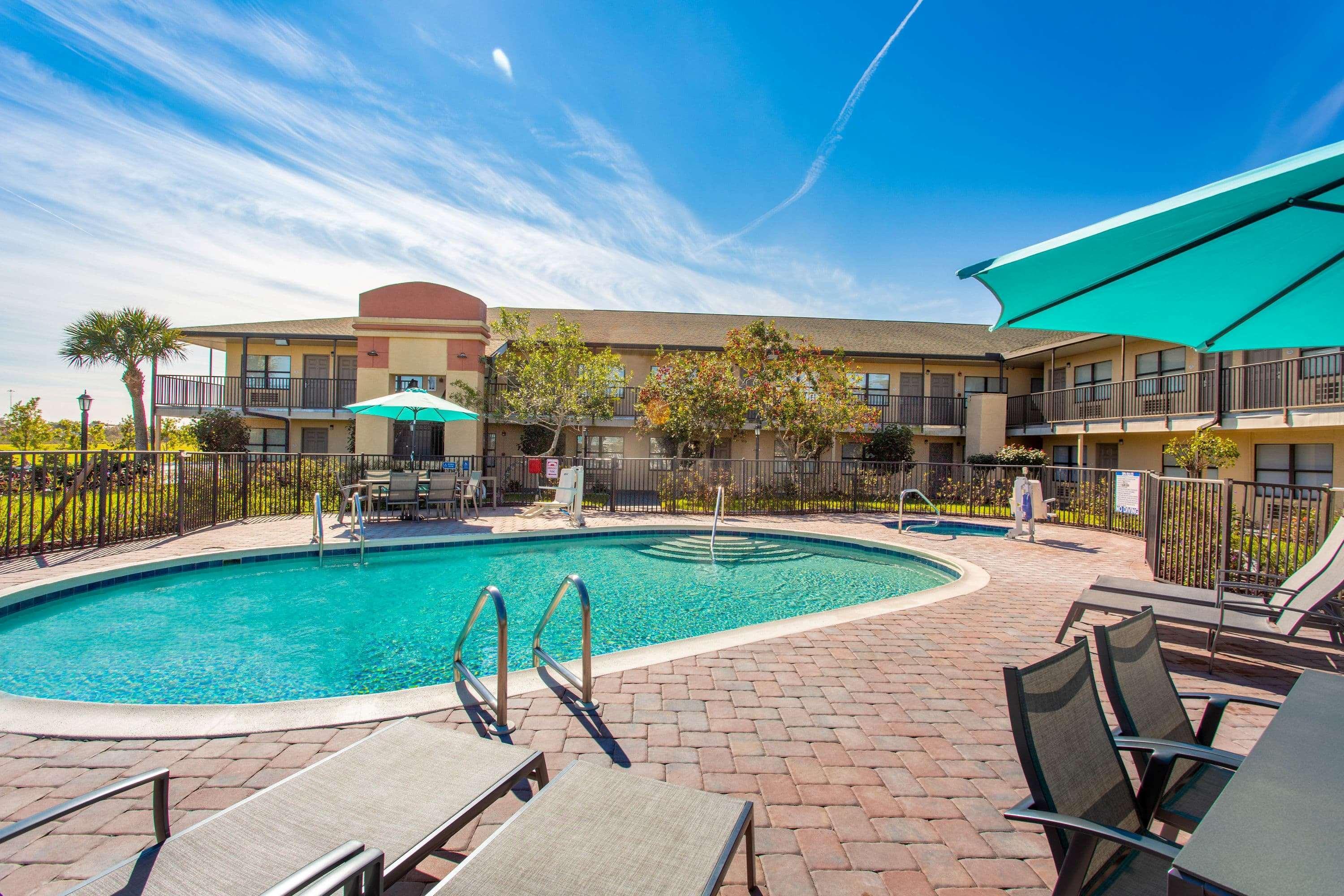 Baymont By Wyndham Punta Gorda/Port Charlotte Hotell Exteriör bild