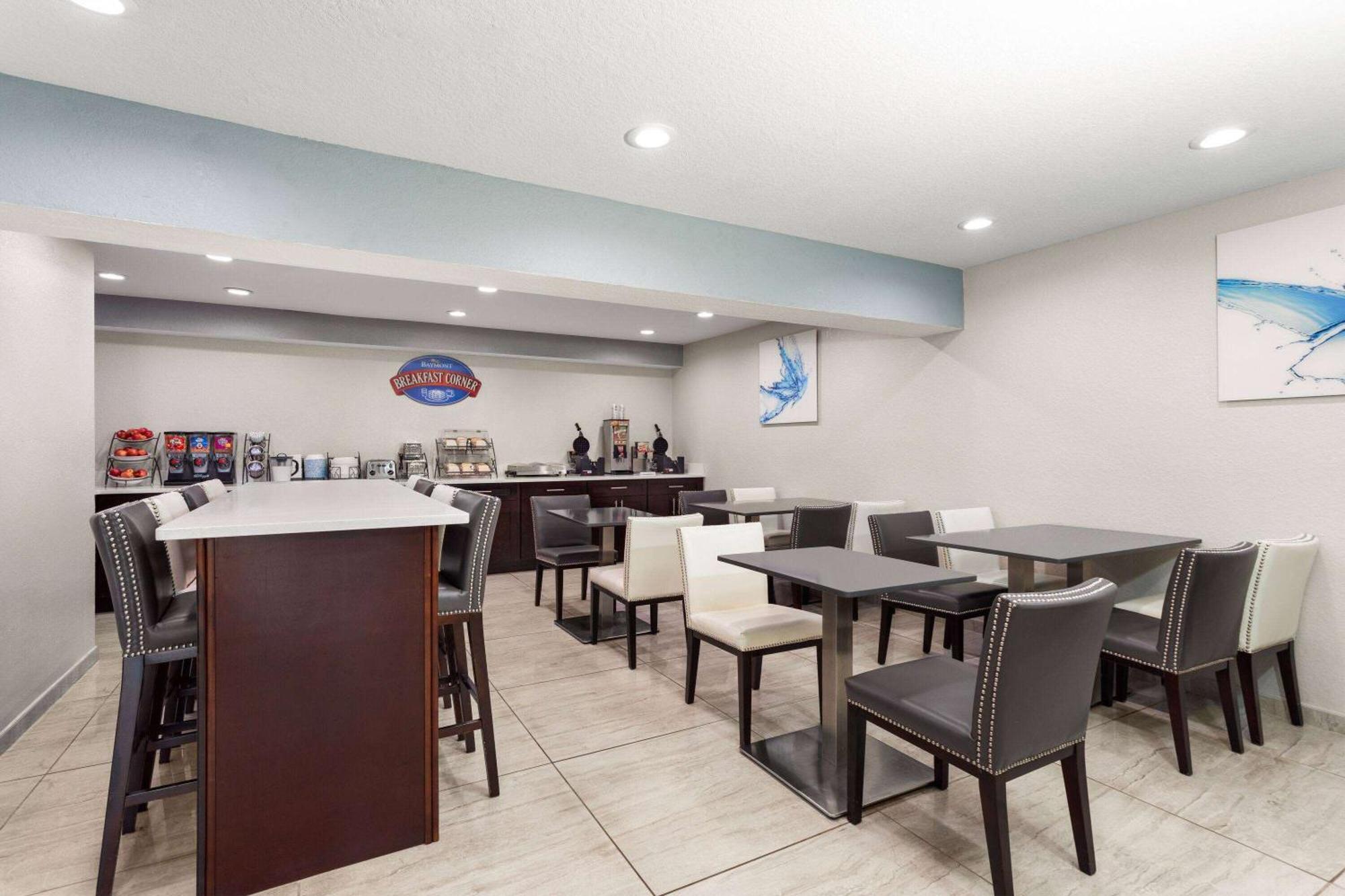 Baymont By Wyndham Punta Gorda/Port Charlotte Hotell Exteriör bild