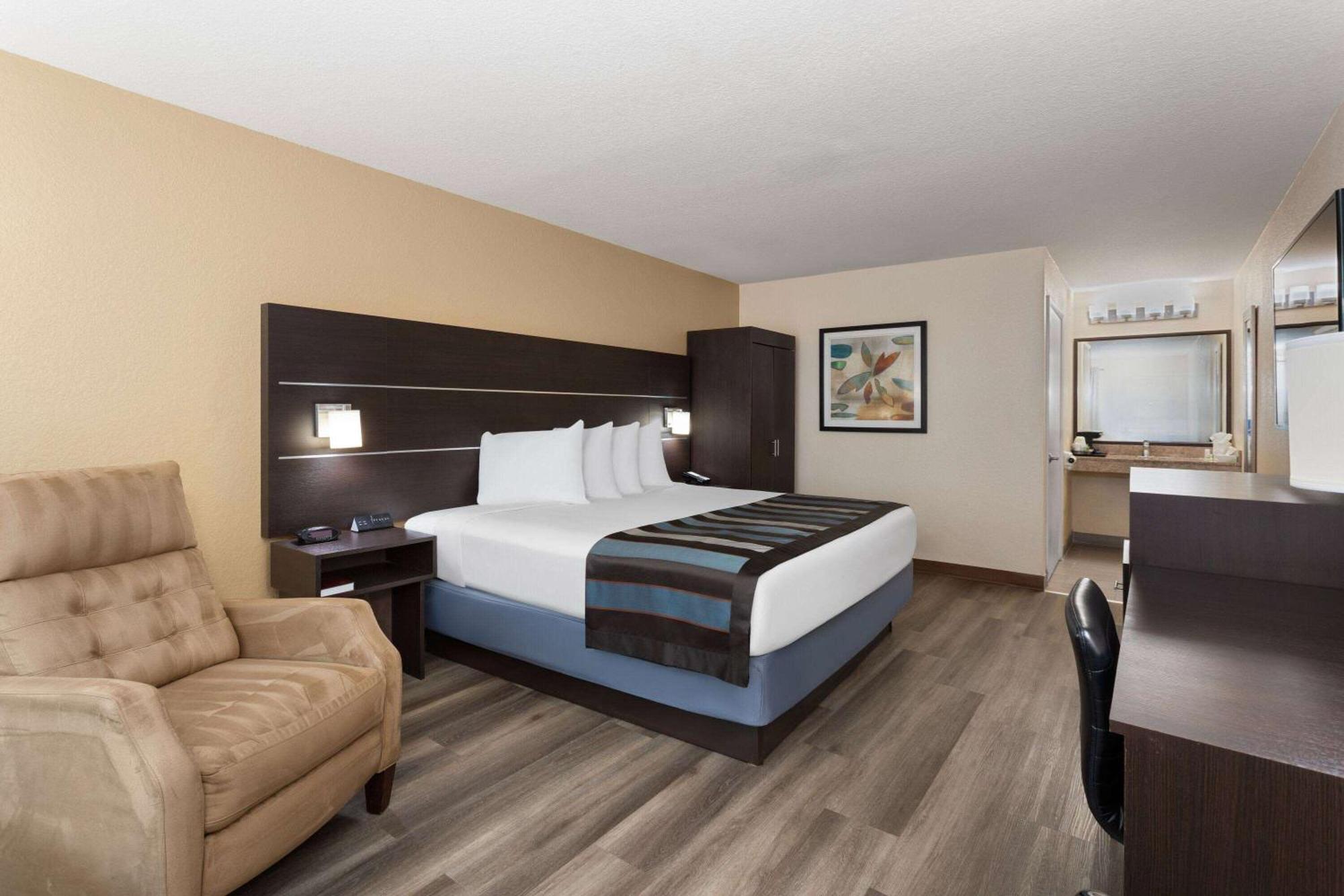 Baymont By Wyndham Punta Gorda/Port Charlotte Hotell Exteriör bild