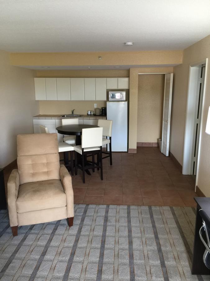 Baymont By Wyndham Punta Gorda/Port Charlotte Hotell Exteriör bild